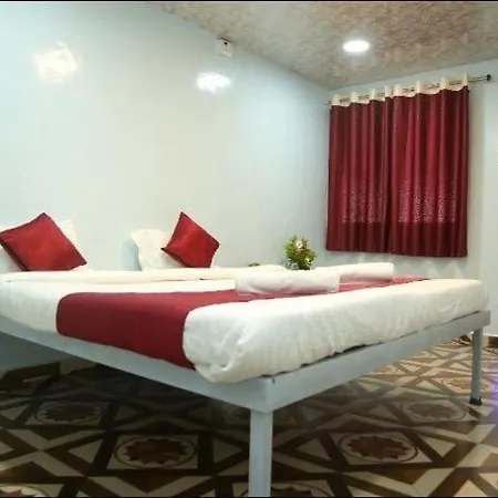 Dream House Apartment Satara Exterior photo