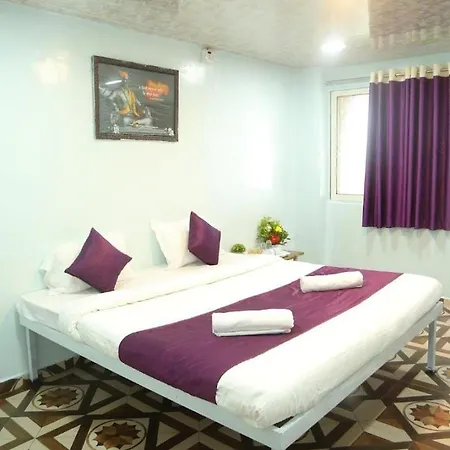 Dream House Apartment Satara Exterior photo